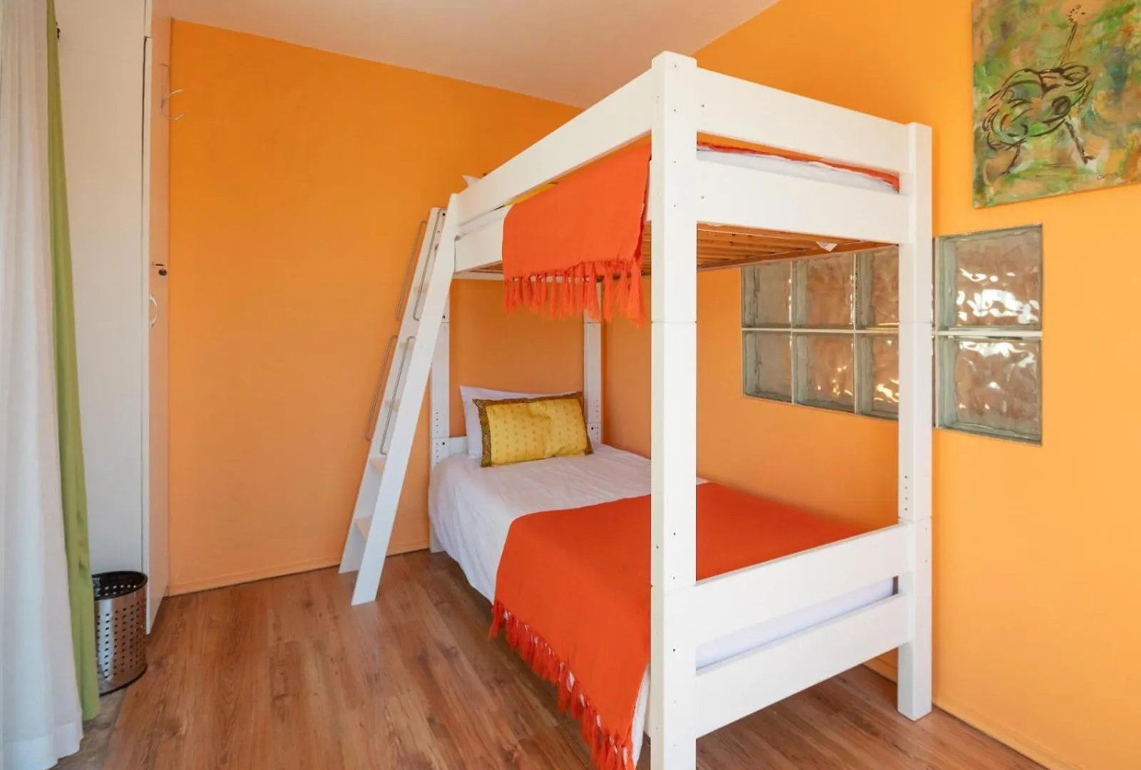 Cape Town 4U Guesthouse Guest house